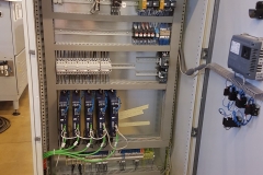 industry-inspection-cabinet-installation